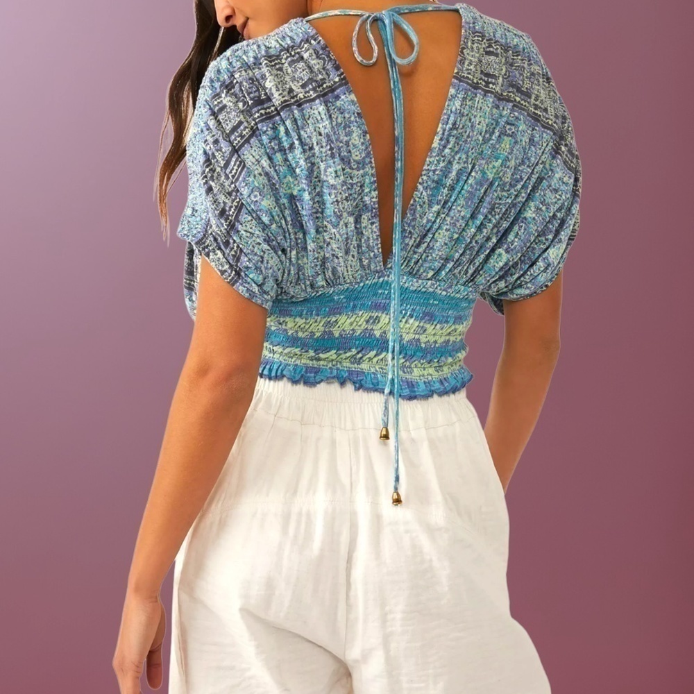 FREE PEOPLE Next Vacation Deep V-Neck Open Back Smocked Waist Top NWT/MD - Picture 3 of 14